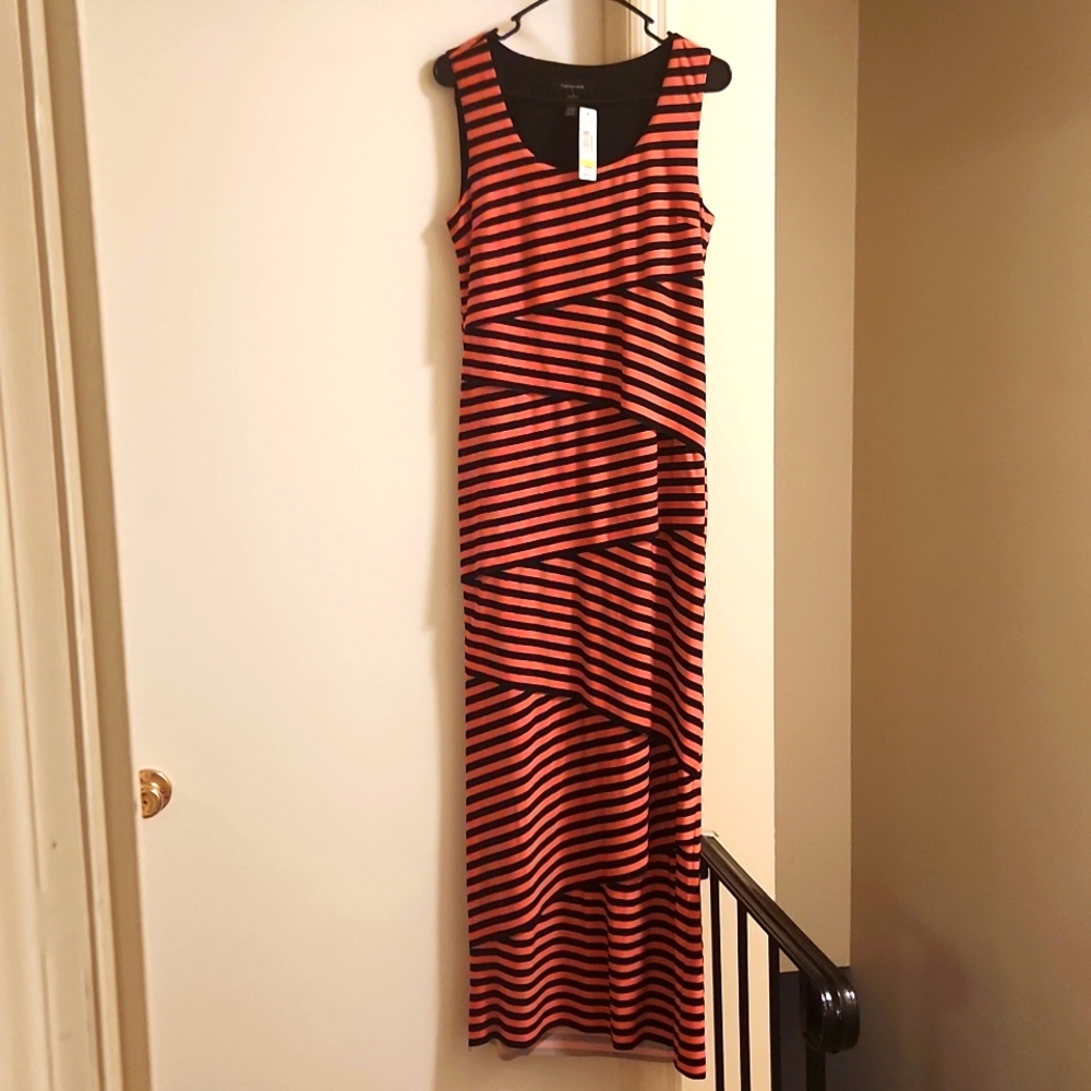 Dress Black & Coral-Talla NWT
